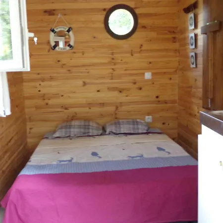La Roulotte Chainoux Bains-sur-Oust